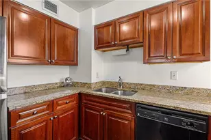 2479 Peachtree Rd NE, Atlanta, GA 30305 - Photo 25