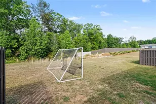 119 Buckingham Ln, Hoschton, GA 30548 - Photo 5