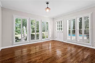 5618 Sherrell Dr, Atlanta, GA 30342 - Photo 9