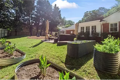 5618 Sherrell Drive, Atlanta, GA 30342 - Photo 33