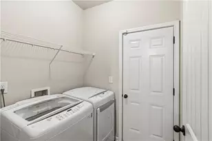 7839 Rock Rose Ln, Fairburn, GA 30213 - Photo 13