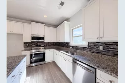 4075 McClendon Way, Rex, GA 30273 - Photo 7