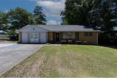 724 King Road, Riverdale, GA 30274 - Photo 1