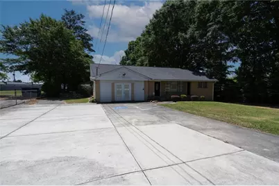 724 King Road, Riverdale, GA 30274 - Photo 3