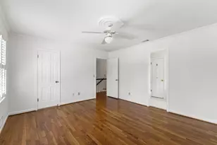 6770 River Springs Ln, Atlanta, GA 30328 - Photo 25