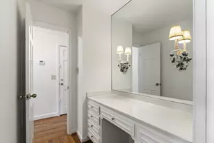 6770 River Springs Ln, Atlanta, GA 30328 - Photo 9