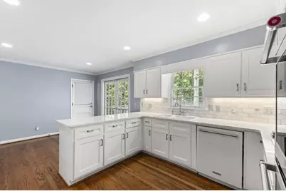 6770 River Springs Lane, Atlanta, GA 30328 - Photo 35