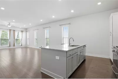 846 Constellation Drive, Decatur, GA 30033 - Photo 3