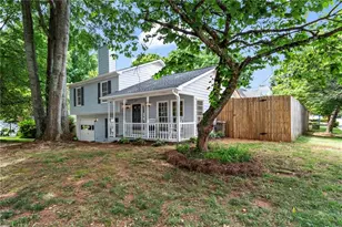 2771 Royal Bluff, Decatur, GA 30030 - Photo 3