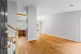 2771 Royal Bluff, Decatur, GA 30030 - Photo 7
