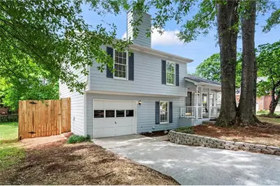 2771 Royal Bluff, Decatur, GA 30030 - Photo 3