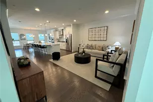 886 Stone Crest Rd NE, Atlanta, GA 30324 - Photo 5