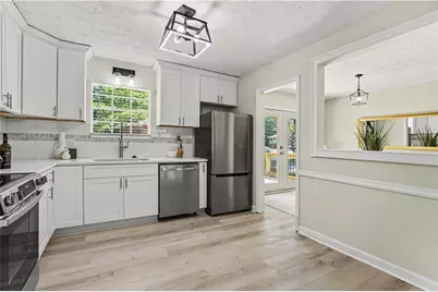 105 Buckhurst Way, Atlanta, GA 30349 - Photo 7