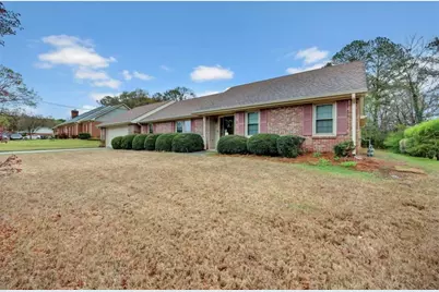 3898 Carriage Lane, Conyers, GA 30094 - Photo 5