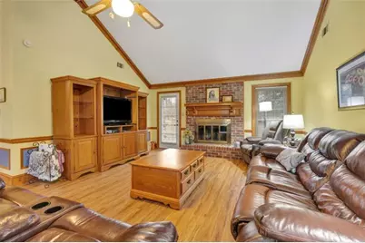 3898 Carriage Lane, Conyers, GA 30094 - Photo 7