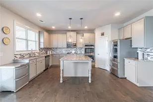 3948 Two Bridge Dr, Buford, GA 30518 - Photo 15