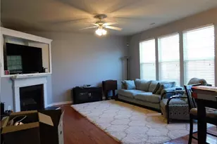 940 Pierce Ivy Ct, Lawrenceville, GA 30043 - Photo 5