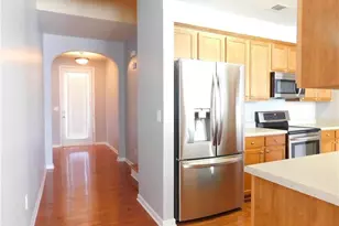 940 Pierce Ivy Ct, Lawrenceville, GA 30043 - Photo 3