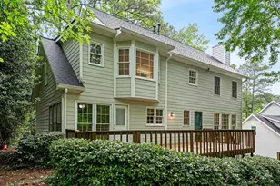 153 Lakeside Dr, Kennesaw, GA 30144 - Photo 3