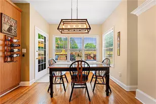 398 Vista Lake Dr, Suwanee, GA 30024 - Photo 17