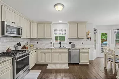 21 Chandler Ridge Drive, Douglasville, GA 30134 - Photo 3
