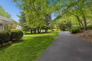 4659 Tall Pines Dr NW, Atlanta, GA 30327 - Photo 5