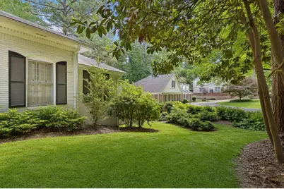 4659 Tall Pines Drive NW, Atlanta, GA 30327 - Photo 15