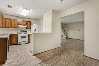 5670 Wells Circle, Stone Mountain, GA 30087 - Photo 13