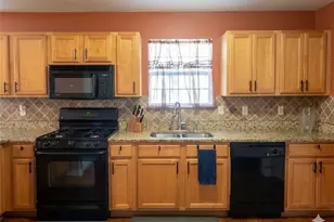3939 Craggy Perch, Douglasville, GA 30135 - Photo 5