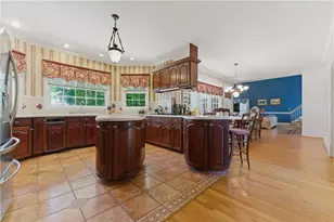 12 Vickwood Ct, Marietta, GA 30068 - Photo 9