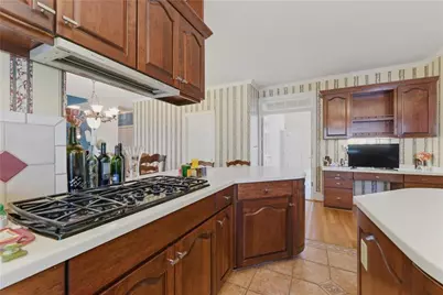 12 Vickwood Court, Marietta, GA 30068 - Photo 11