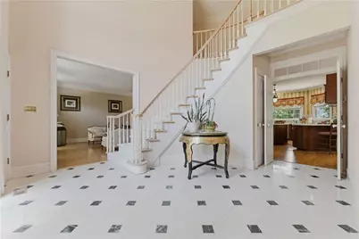 12 Vickwood Court, Marietta, GA 30068 - Photo 5