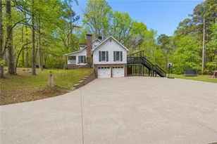 5275 Sugar Ridge Dr NE, Buford, GA 30518 - Photo 7