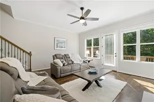 4383 Strand Dr, Smyrna, GA 30080 - Photo 9