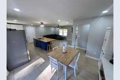 115 Fairlawn Drive, Carrollton, GA 30117 - Photo 3