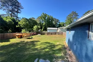 115 Fairlawn Dr, Carrollton, GA 30117 - Photo 11