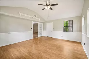 621 Maple Dr, Riverdale, GA 30274 - Photo 3