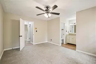 621 Maple Dr, Riverdale, GA 30274 - Photo 17