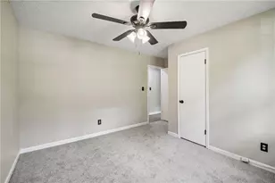 621 Maple Dr, Riverdale, GA 30274 - Photo 15