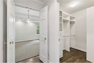 7085 Riverside Drive, Atlanta, GA 30328 - Photo 11