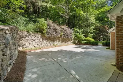 7085 Riverside Drive, Atlanta, GA 30328 - Photo 39