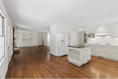 7085 Riverside Drive, Atlanta, GA 30328 - Photo 15