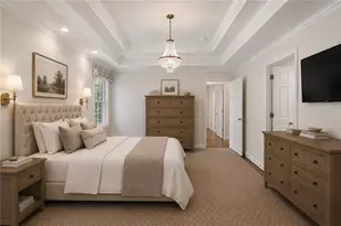 7085 Riverside Dr, Atlanta, GA 30328 - Photo 5