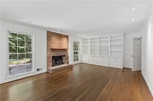 7085 Riverside Dr, Atlanta, GA 30328 - Photo 13