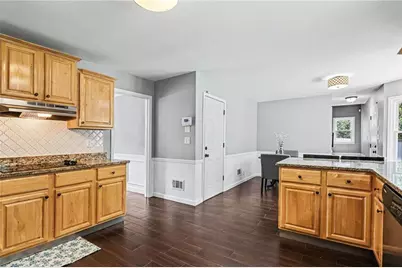 4273 Thamesgate Close, Peachtree Corners, GA 30092 - Photo 7