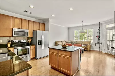 7265 Glisten Avenue #122, Atlanta, GA 30328 - Photo 9