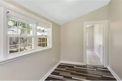 585 Jones Avenue, Atlanta, GA 30314 - Photo 9
