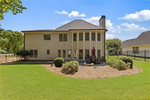 1025 Fairview Club Cir, Dacula, GA 30019 - Photo 17