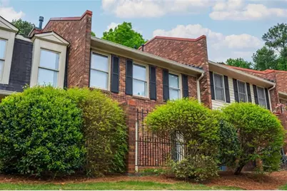 7 Queen Victoria Place, Atlanta, GA 30342 - Photo 39