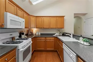 2425 Gateview Ct, Cumming, GA 30040 - Photo 9